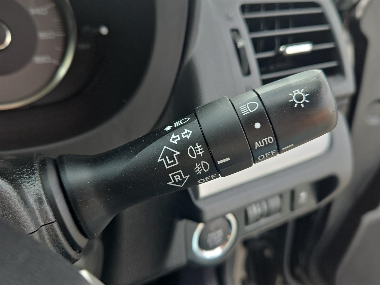 2012 Subaru Forester  Station Wagon CRUISE CONTROL + PUSH SRART + AUTO LIGHTS