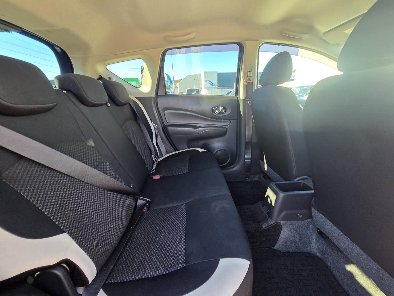 2017 Nissan Note e-power Hatchback REVERSING CAMERA + SMART KEY