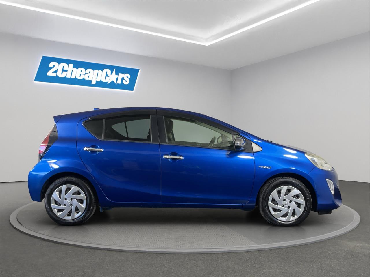 2015 Toyota Aqua Facelift Model S Hatchback LOW KMS + REVERSING CAMERA + CRUISE CONTROL