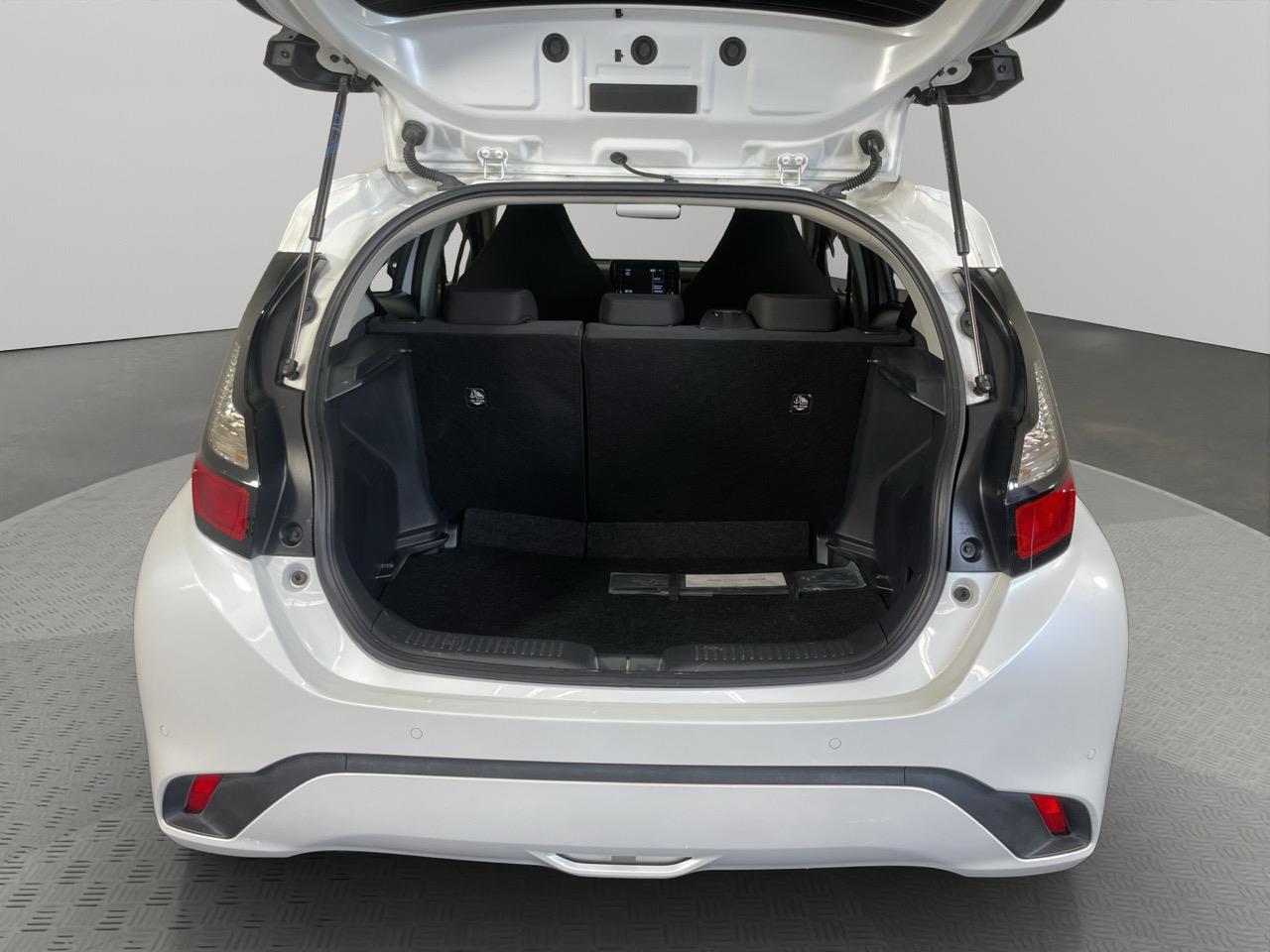 2021 Toyota Aqua Late Shape X Hatchback LOW KMS + 360 DEGREE CAMERA + PARKING SENSORS