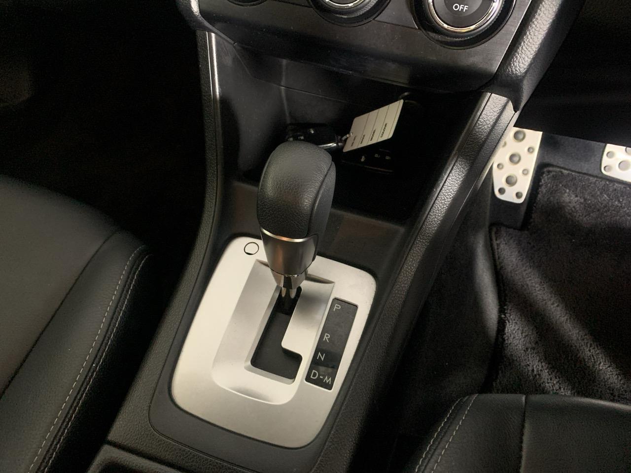 2013 Subaru XV 2,0i-L Eyesight RV/SUV AWD + REVESING CAMERA + CRUISE CONTROL