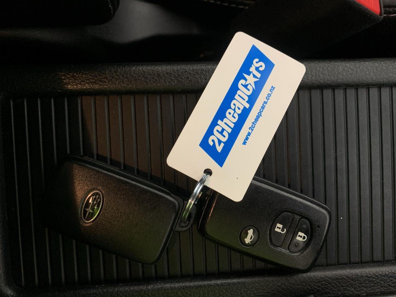 2013 Subaru XV 2,0i-L Eyesight RV/SUV AWD + REVESING CAMERA + CRUISE CONTROL