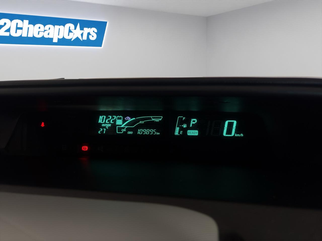 2013 Toyota Aqua S Hatchback REVERSING CAMERA + PUSH BUTTON START + AUTO LIGHTS