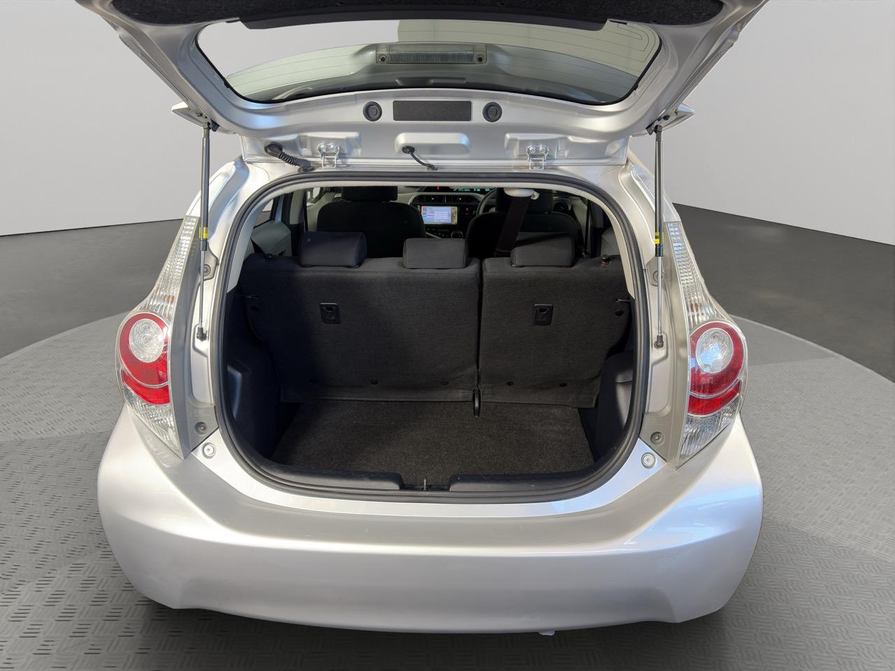 2013 Toyota Aqua S Hatchback REVERSING CAMERA + PUSH BUTTON START + AUTO LIGHTS