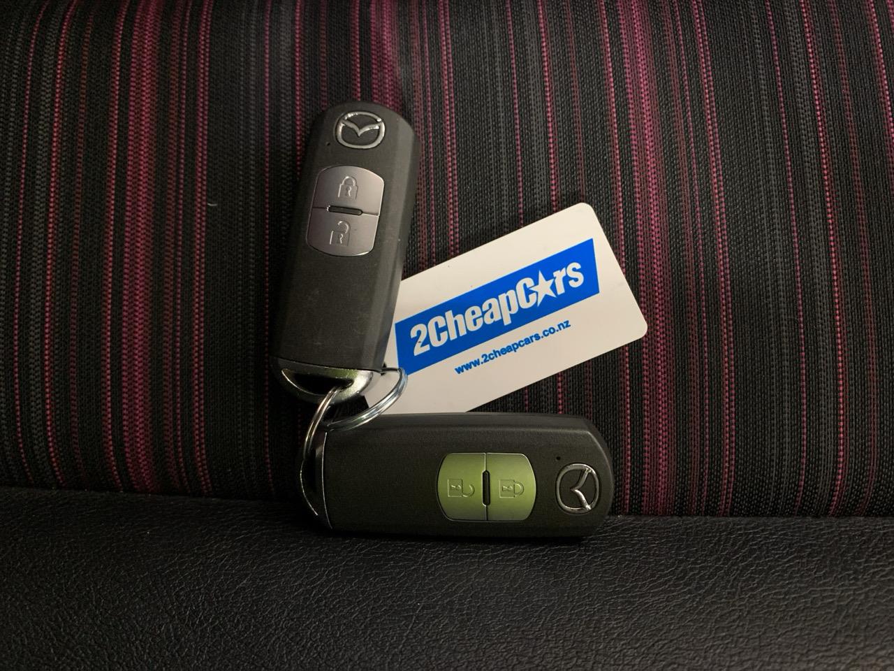 2014 Mazda Demio 2 SkyActive Hatchback AUTO LIGHTS + I-STOP + KEYLESS ENTRY