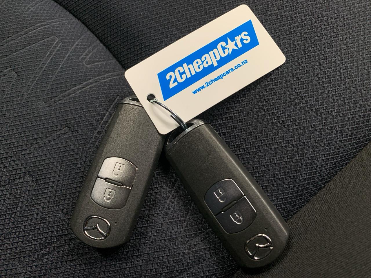 2016 Mazda Demio 2 New Shape Skyactive Hatchback LOW KMS + HEATED SEATS + TIPTRONIC +  AUTO LIGHTS