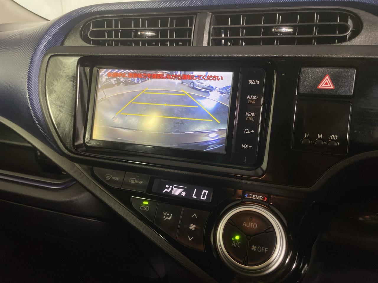 2015 Toyota Aqua Facelift Model S Hatchback REVERSING CAMERA + AUTO LIGHTS + PUSH BUTTON START