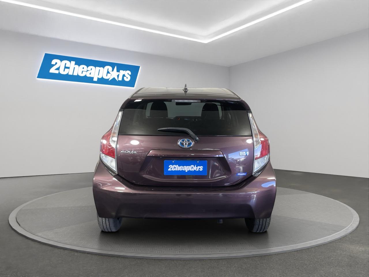 2015 Toyota Aqua Facelift Model S Hatchback REVERSING CAMERA + AUTO LIGHTS + PUSH BUTTON START