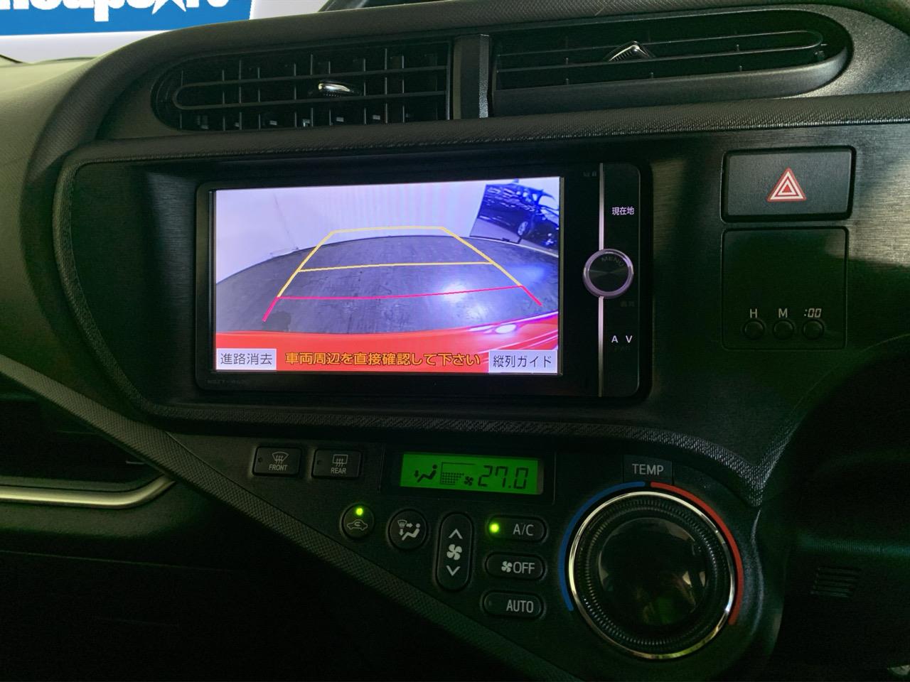 2013 Toyota Aqua G Hatchback HEATED SEATS + REVERSING CAMERA + AUTO LIGHTS