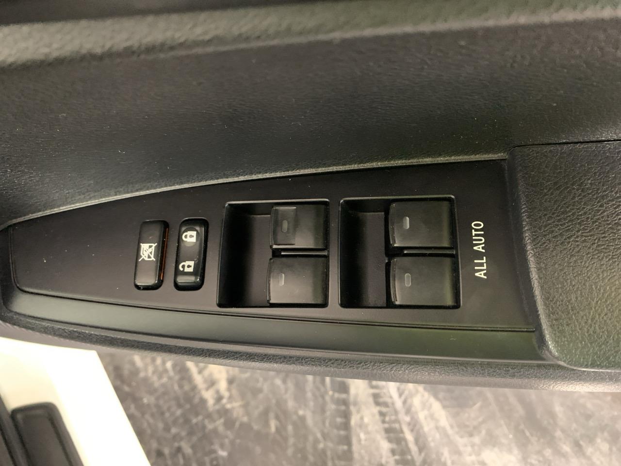 2016 Toyota Corolla Fielder Hybrid New Shape Station Wagon GREAT FUEL EFFICIENCY + GREAT SPACE