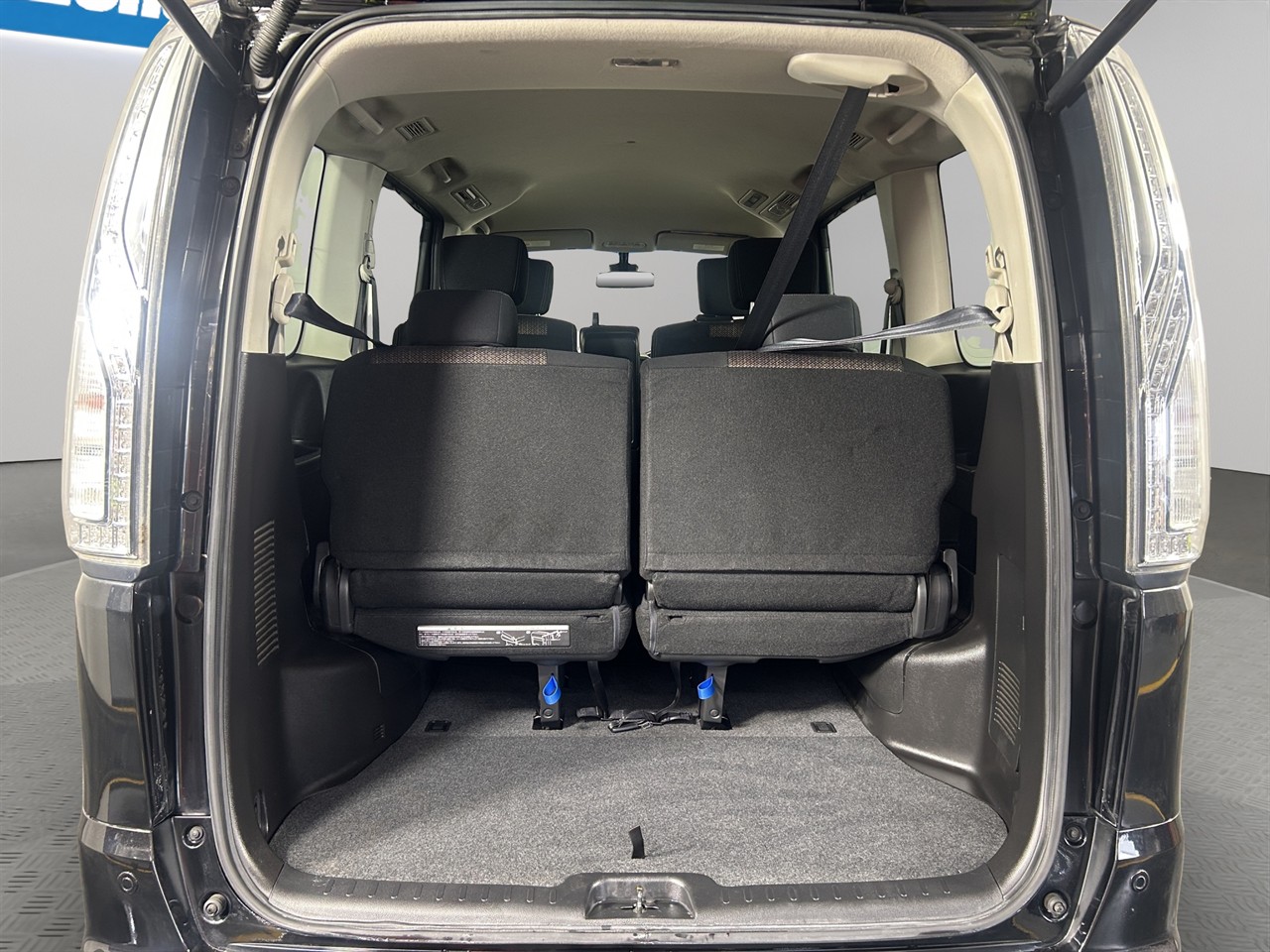 2014 Nissan Serena Hybrid Highway Star People Mover 360 DEGREE CAMERA + CRUISE CONTROL + POWER SLIDNG DOOR