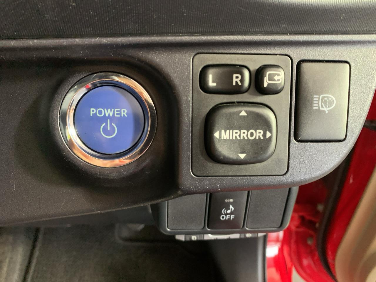 2012 Toyota Aqua G Hatchback PUSH BUTTON START + AUTO LIGHTS