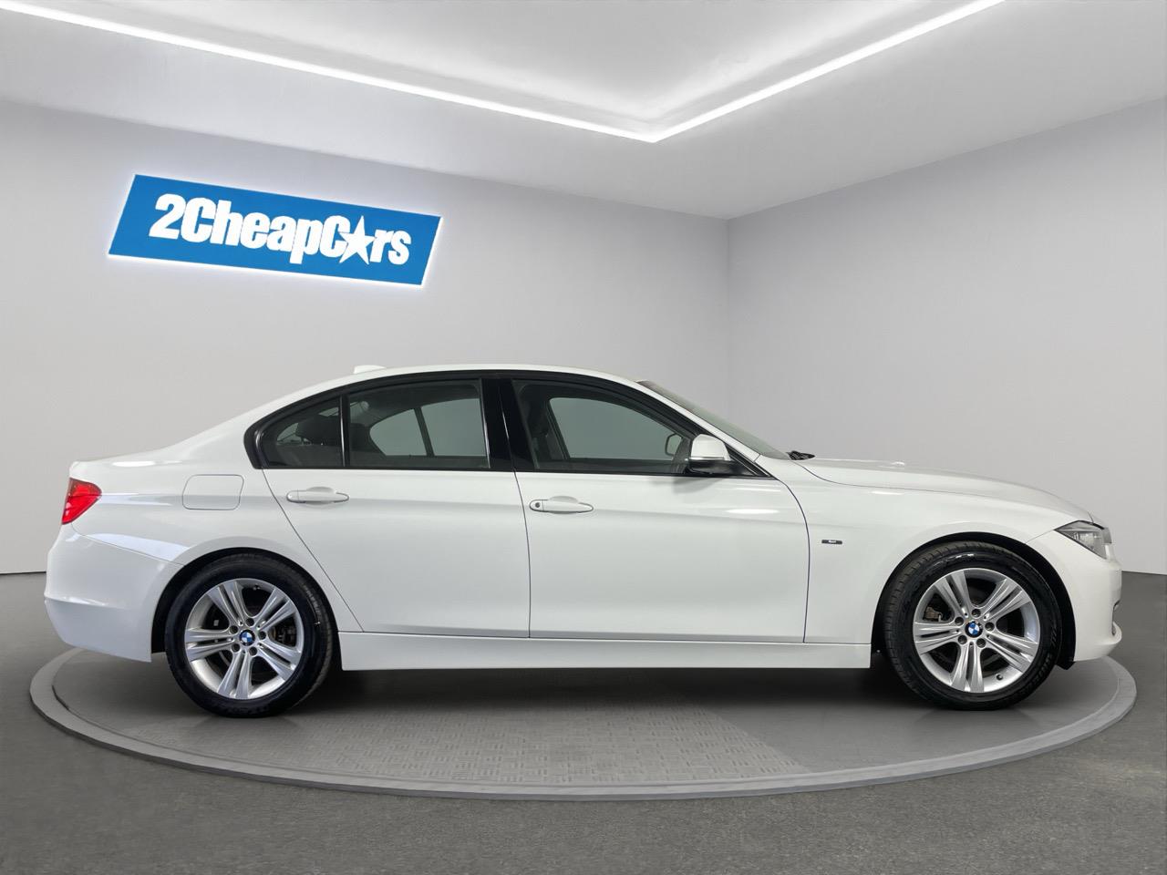 2013 BMW 320i Sport RV/SUV LOW KMS + REVERSING CAMERA + PARKING SENSORS