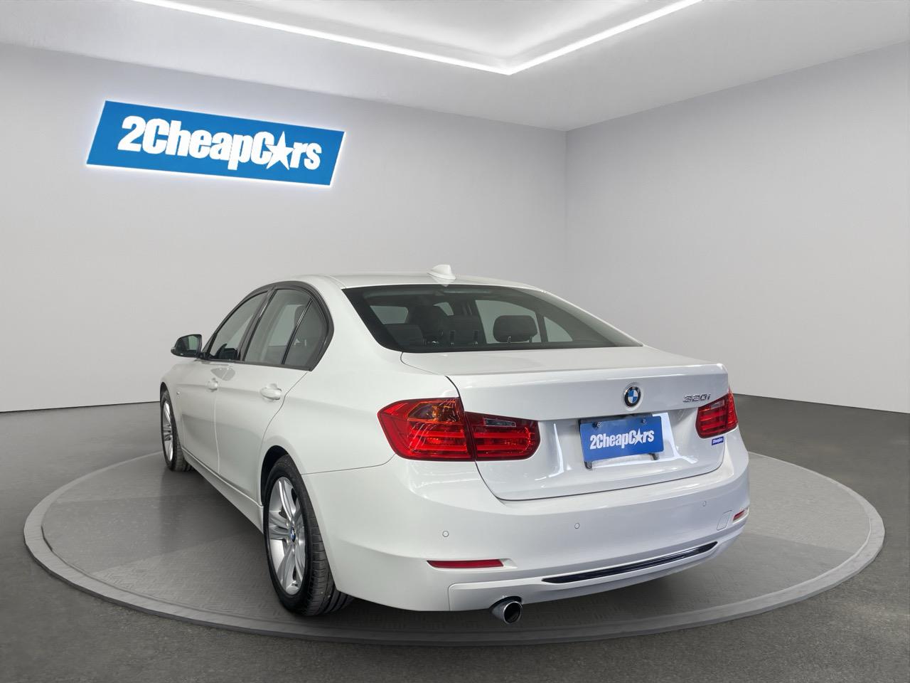 2013 BMW 320i Sport RV/SUV LOW KMS + REVERSING CAMERA + PARKING SENSORS