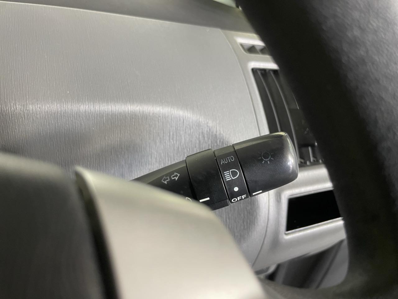 2013 Toyota Prius Alpha S Touring Selection Station Wagon AUTO LIGHTS + PUSH START + GREAT SPACE