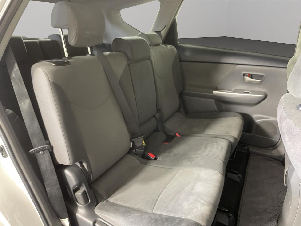 2013 Toyota Prius Alpha S Touring Selection Station Wagon AUTO LIGHTS + PUSH START + GREAT SPACE