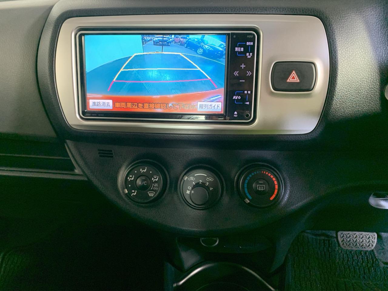 2014 Toyota Vitz Yaris F Hatchback LOW KMS + REVERSING CAMERA + PUSH BUTTON START