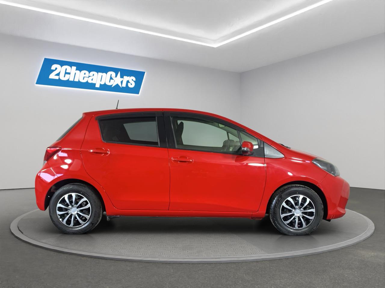 2014 Toyota Vitz Yaris F Hatchback LOW KMS + REVERSING CAMERA + PUSH BUTTON START