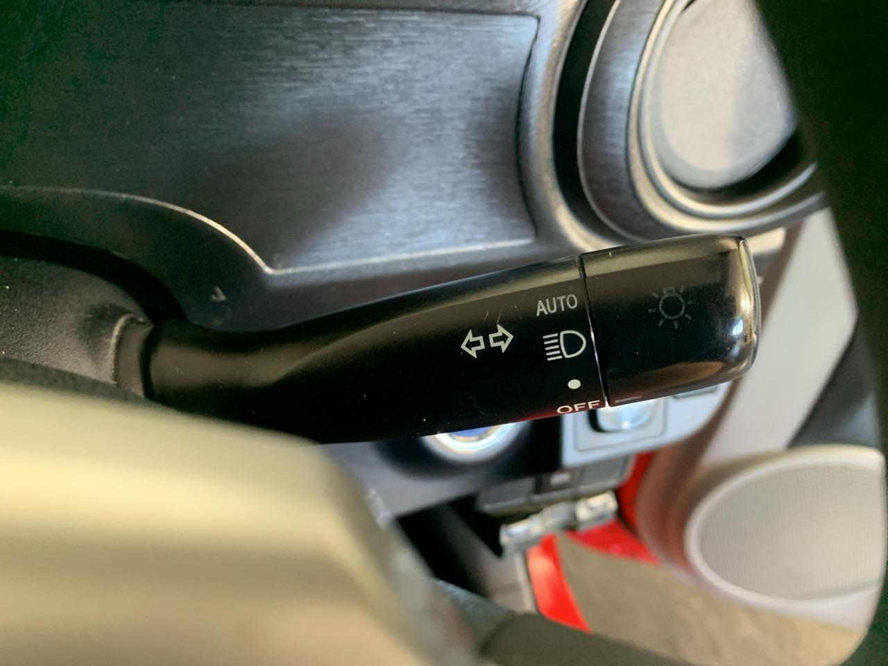 2012 Toyota Aqua S Hatchback PUSH BUTTON START + AUTO LIGHTS + REVERSING CAMERA