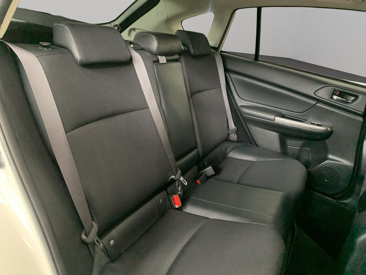 2014 Subaru Impreza SPORT 1.6I-L Hatchback LOW KMS + TIPTRONIC + PUSH BUTTON START 