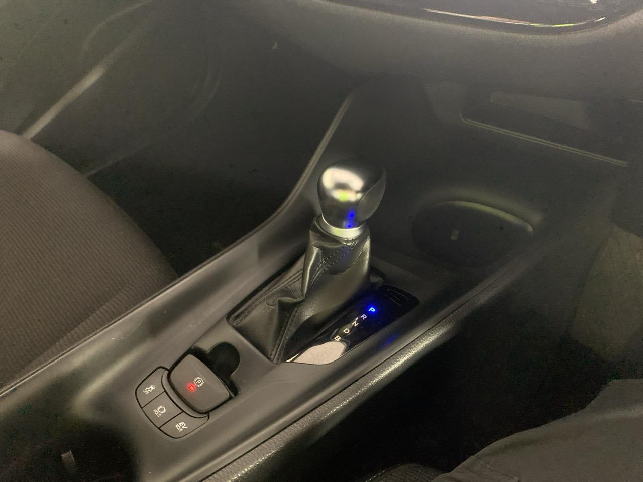 2019 Toyota C-HR HYBRID S RV/SUV AUTO HOLD + REVERSING CAMERA + CRUISE CONTROL 