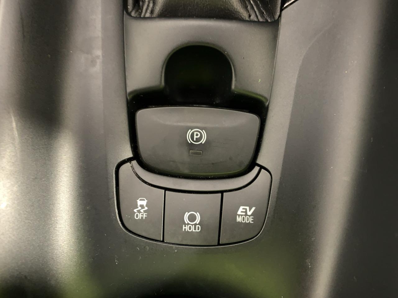 2019 Toyota C-HR HYBRID S RV/SUV AUTO HOLD + REVERSING CAMERA + CRUISE CONTROL 