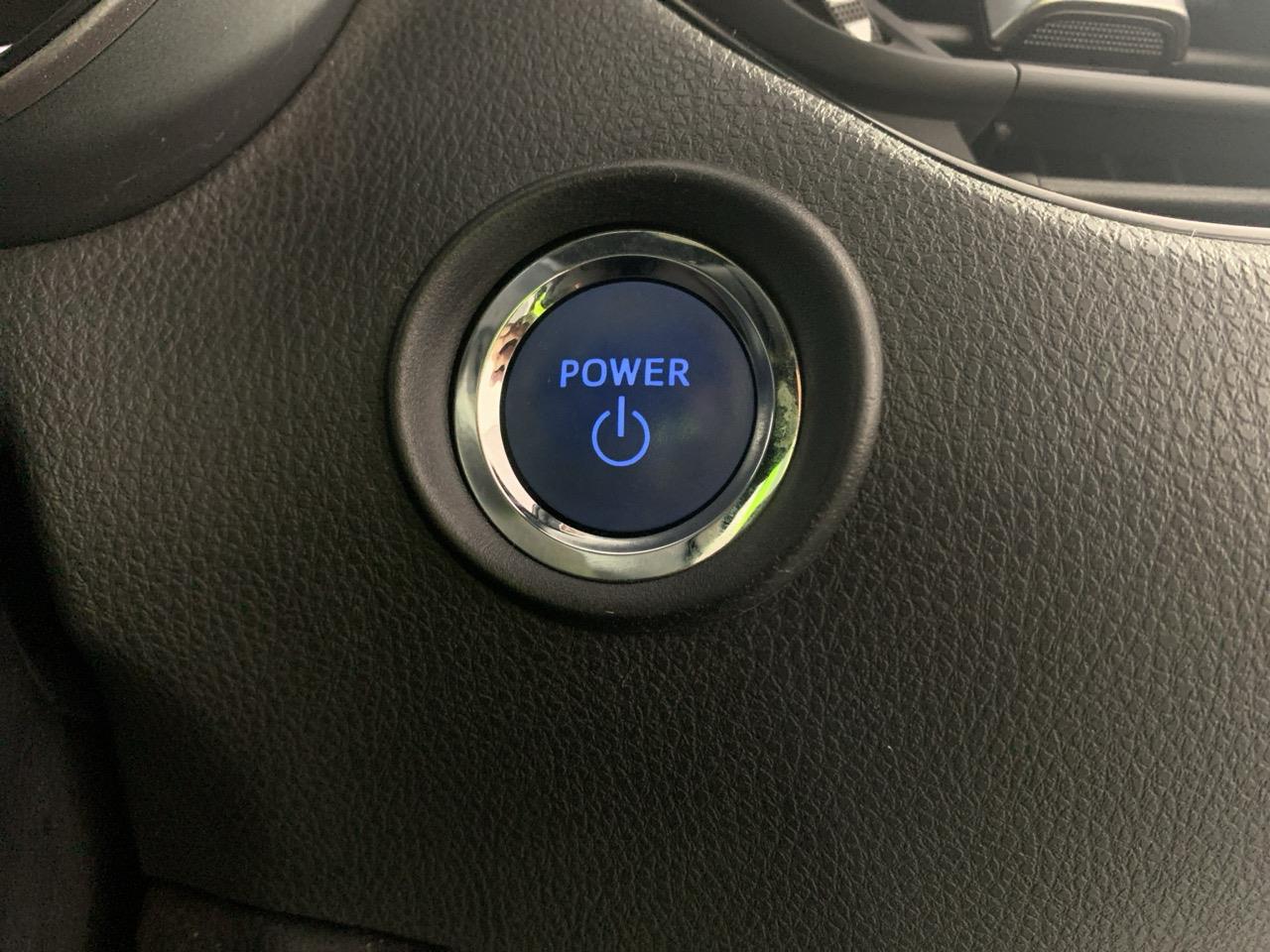 2019 Toyota C-HR HYBRID S RV/SUV AUTO HOLD + REVERSING CAMERA + CRUISE CONTROL 