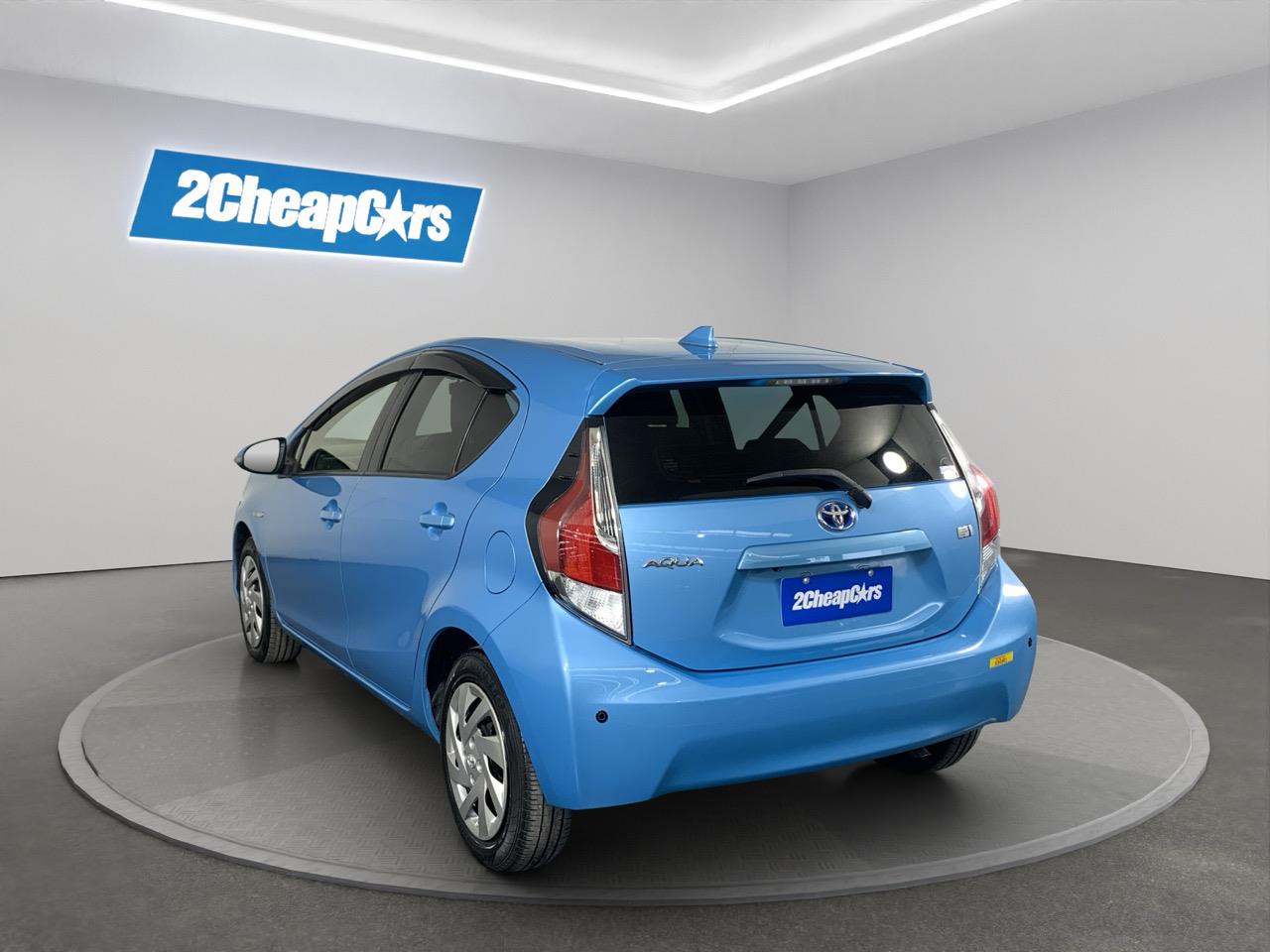 2015 Toyota Aqua G Hatchback REVESING CAMERA + GREAT FUEL EFFICIENCY