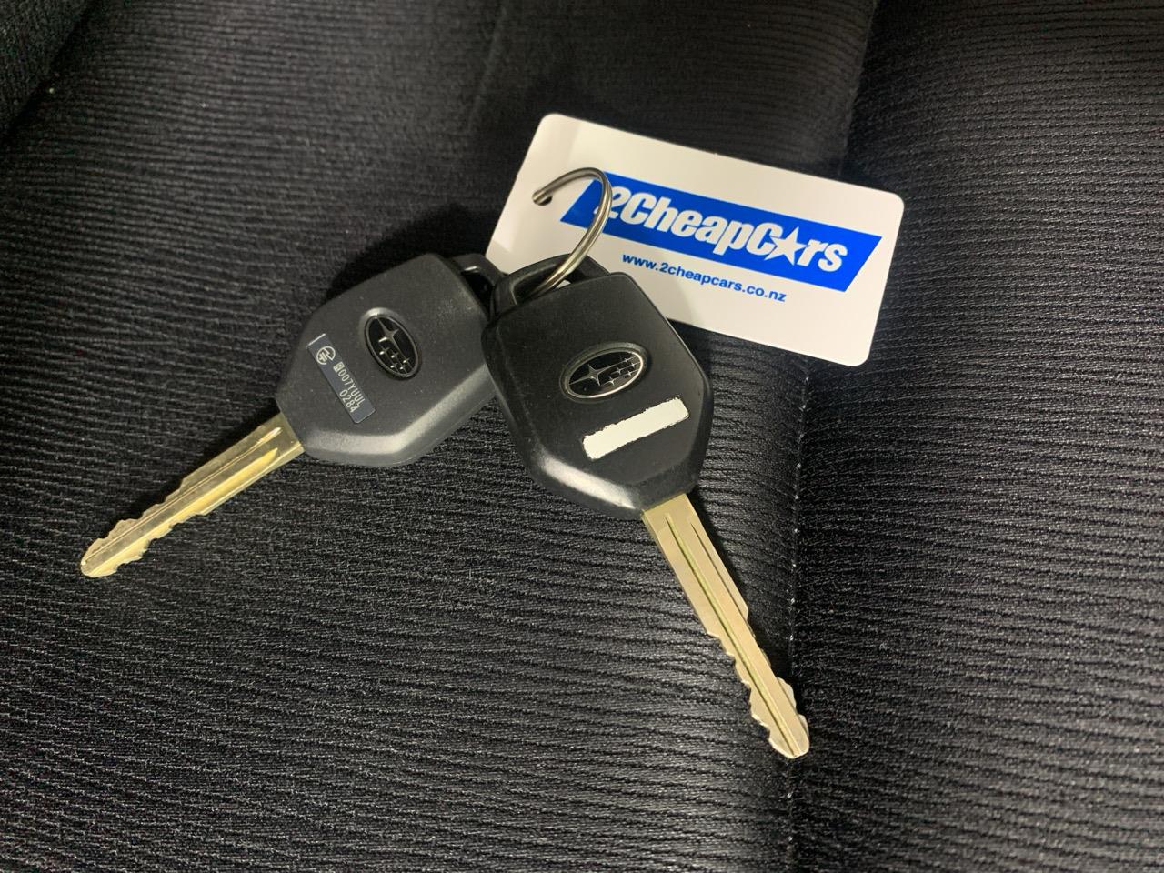 2012 Subaru G4 Impreza 2.0L Eyesight AWD Sedan AWD + REVERSING CAMERA + PADDLE SHIFT + EYESIGHT