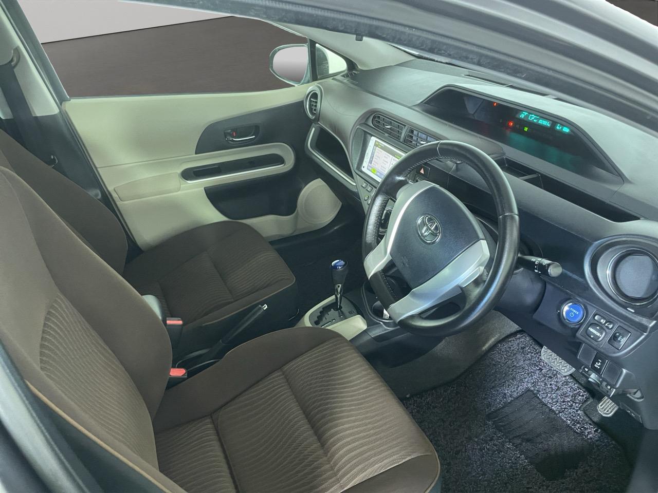 2013 Toyota Aqua G Hatchback AUTO LIGHTS + PUSH START