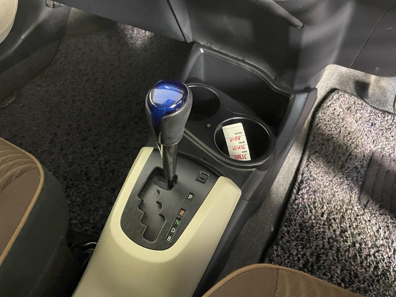 2013 Toyota Aqua G Hatchback AUTO LIGHTS + PUSH START