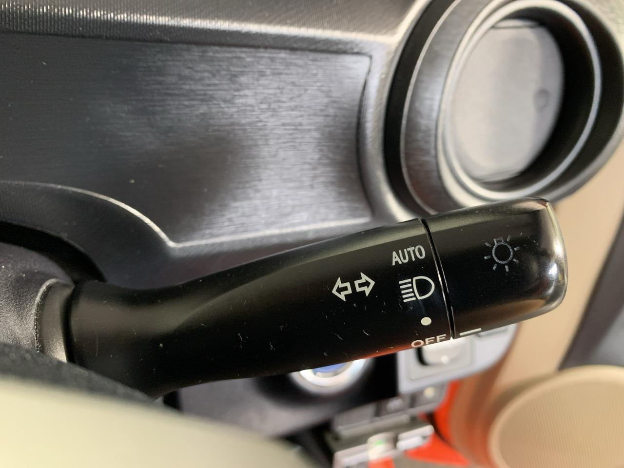 2013 Toyota Aqua S Hatchback HEATED SEATS + PUSH BUTTON START + AUTO LIGHTS