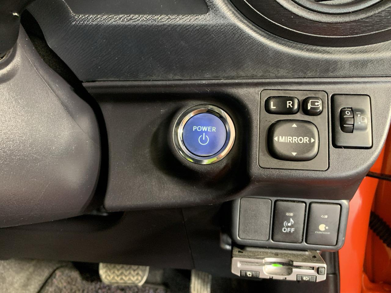 2013 Toyota Aqua S Hatchback HEATED SEATS + PUSH BUTTON START + AUTO LIGHTS