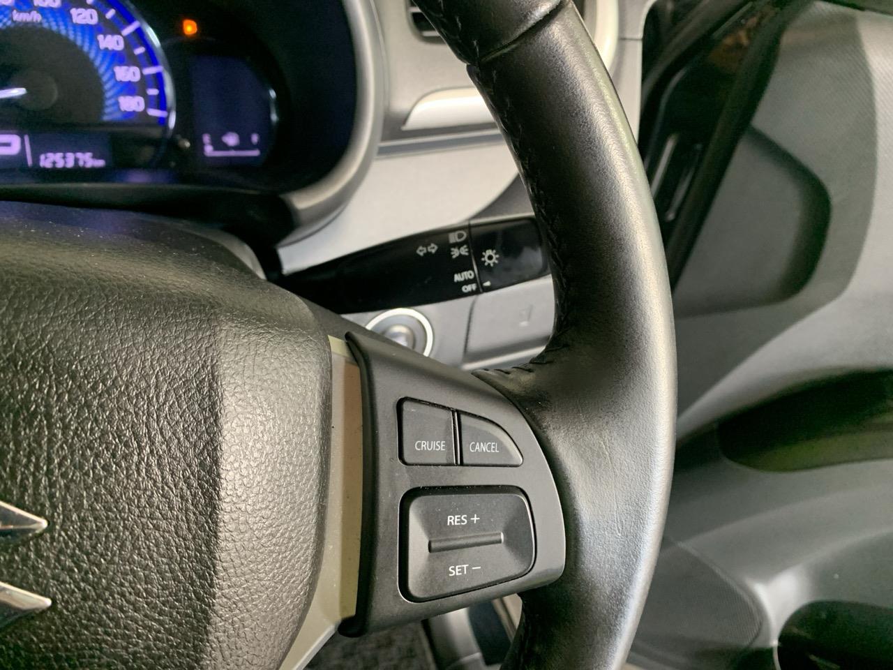 2015 Suzuki Solio  Hatchback POWER SLIDING DOORS + REVERSING CAMERA