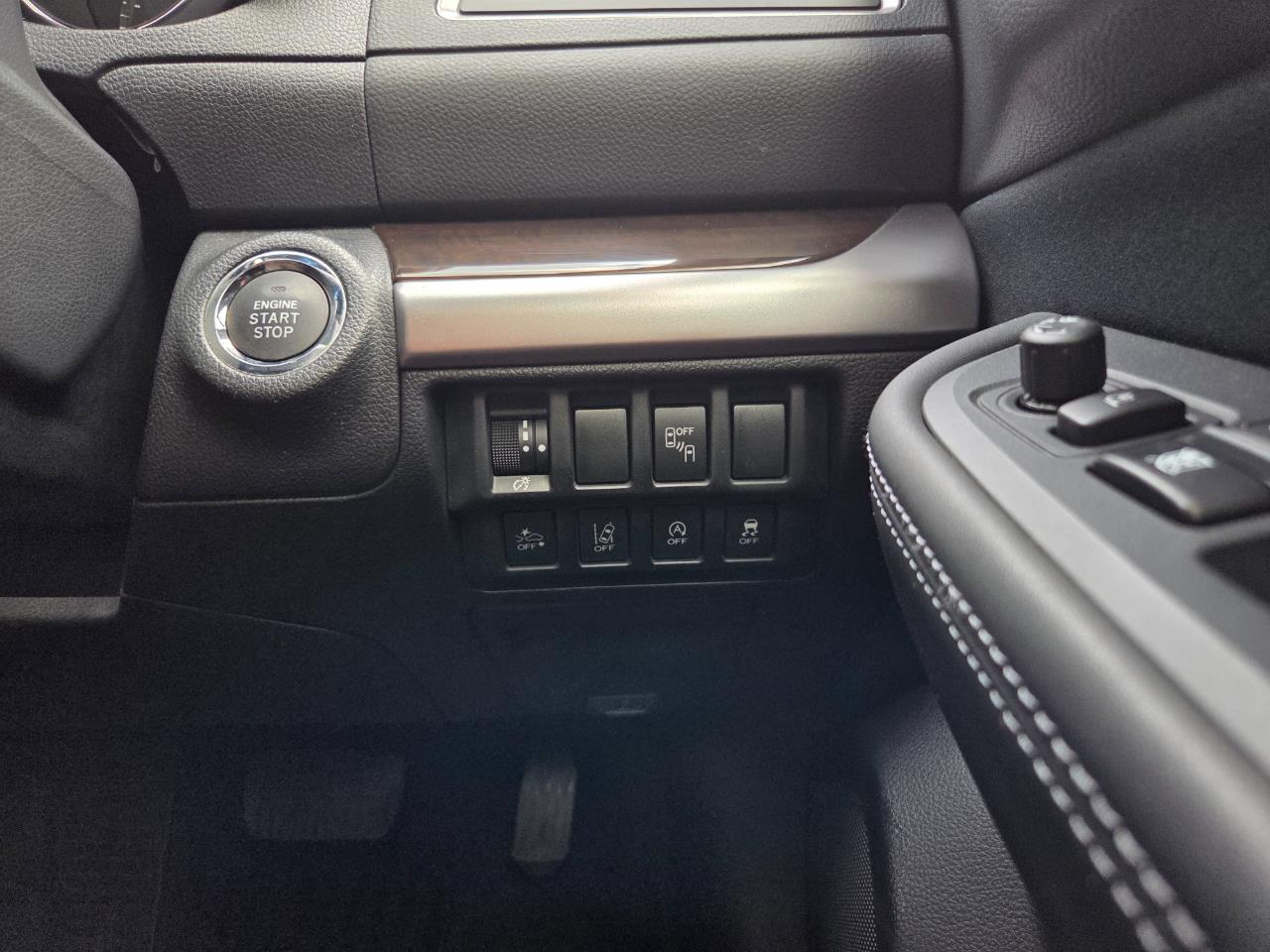 2015 Subaru Outback AWD Eyesight New Shape RV/SUV EYESIGHT + PADDLE SHIFT + AWD