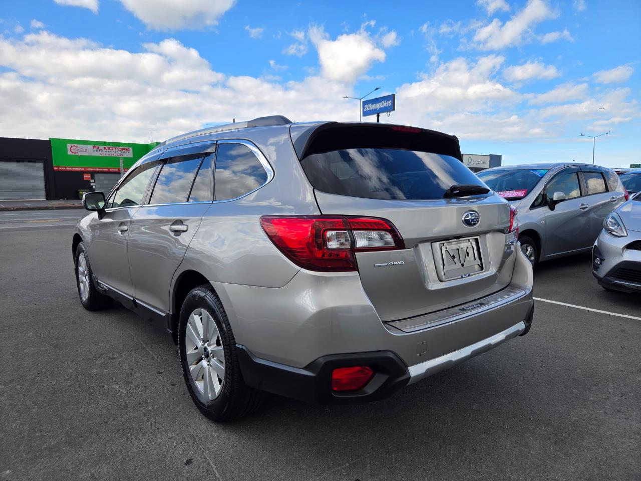 2015 Subaru Outback AWD Eyesight New Shape RV/SUV EYESIGHT + PADDLE SHIFT + AWD