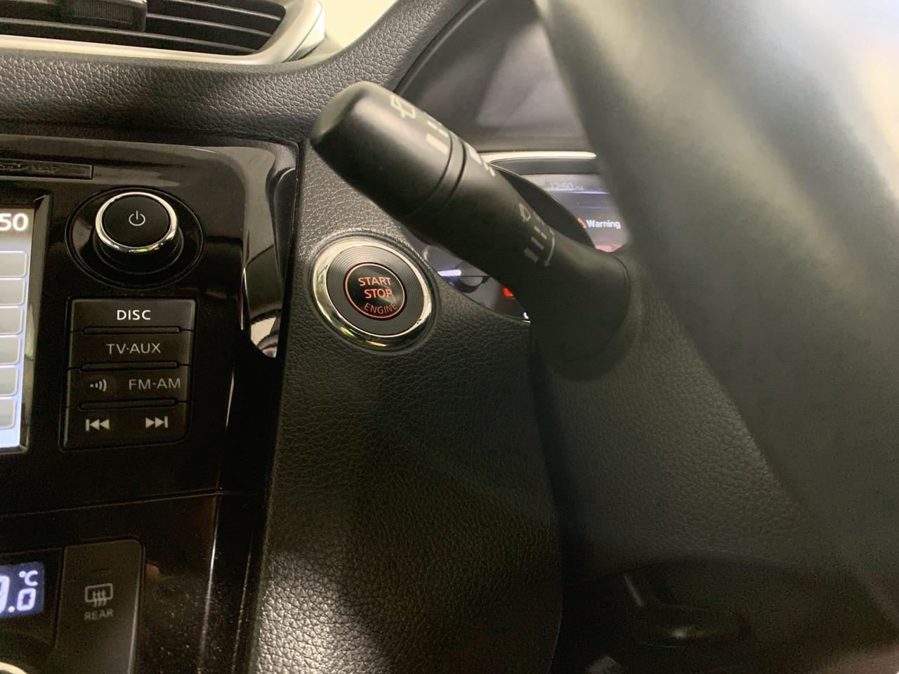 2014 Nissan X-TRAIL 20X 4WD RV/SUV AWD + CRUISE CONTROL + HEATED SEATS