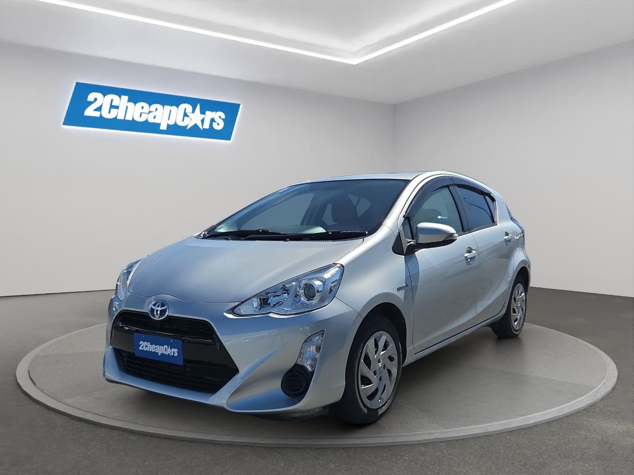 2015 Toyota Aqua Facelift Model S Hatchback