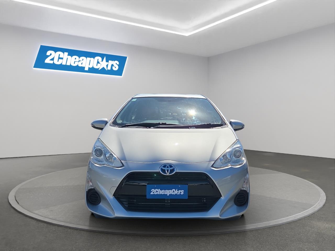2015 Toyota Aqua Facelift Model S Hatchback SMART KEY + GREAT FUEL EFFICIENCY