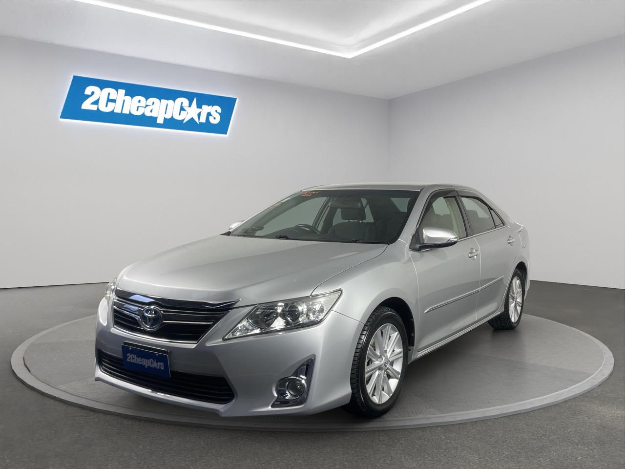 2013 Toyota Camry Hybrid G Package Sedan