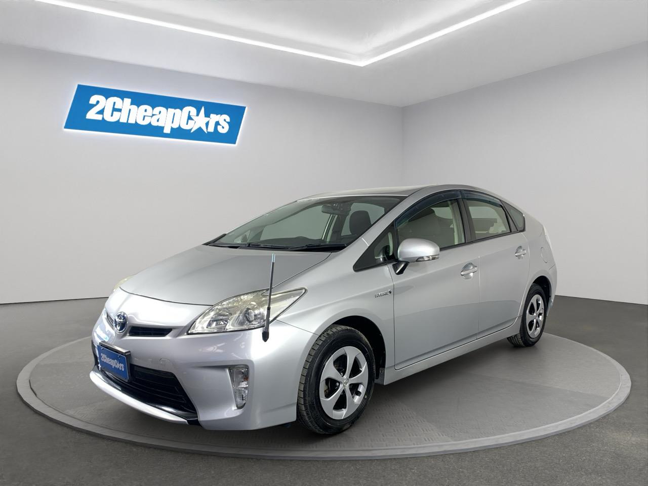 2015 Toyota Prius Hybrid Hatchback