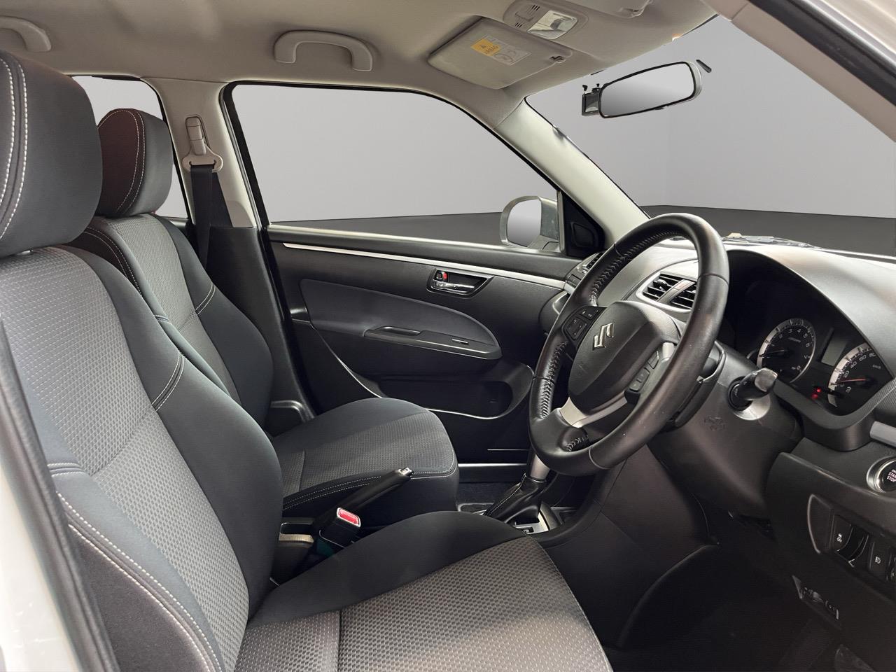 2016 Suzuki Swift  Hatchback SEE US FOR FINANCE! BUY NOW PAY IN 6 MONTHS!*