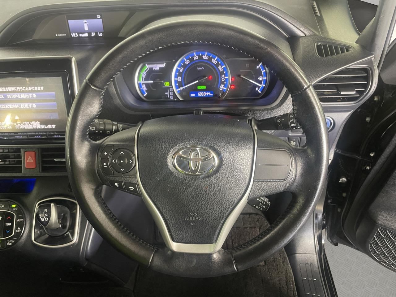 2014 Toyota Noah Hybrid G People Mover ELECTRIC SLIDING DOORS + REVERSING CAMERA