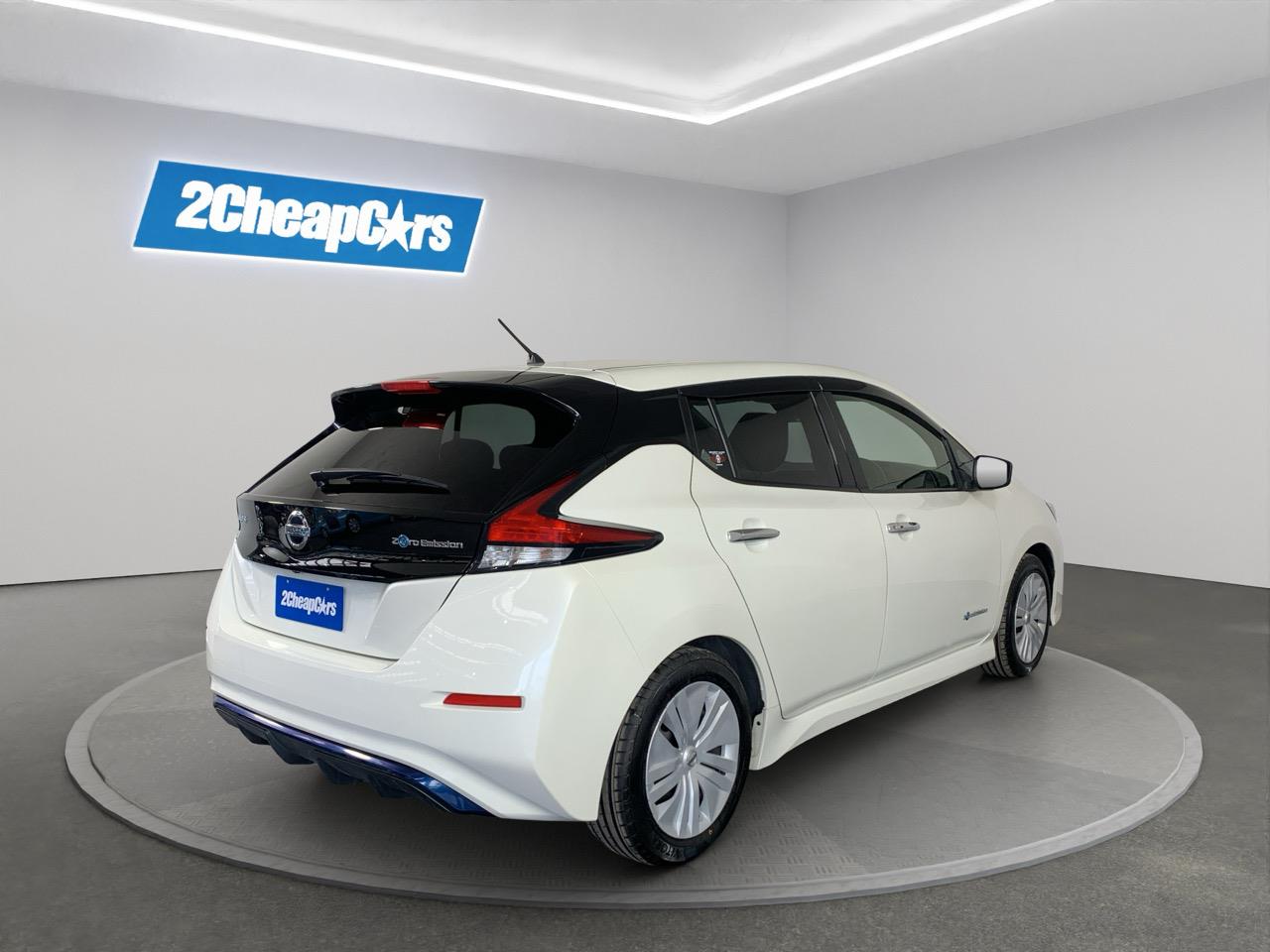 2018 Nissan Leaf X Hatchback LOW KMS + CRUISE CONTROL + HEATED SEATS