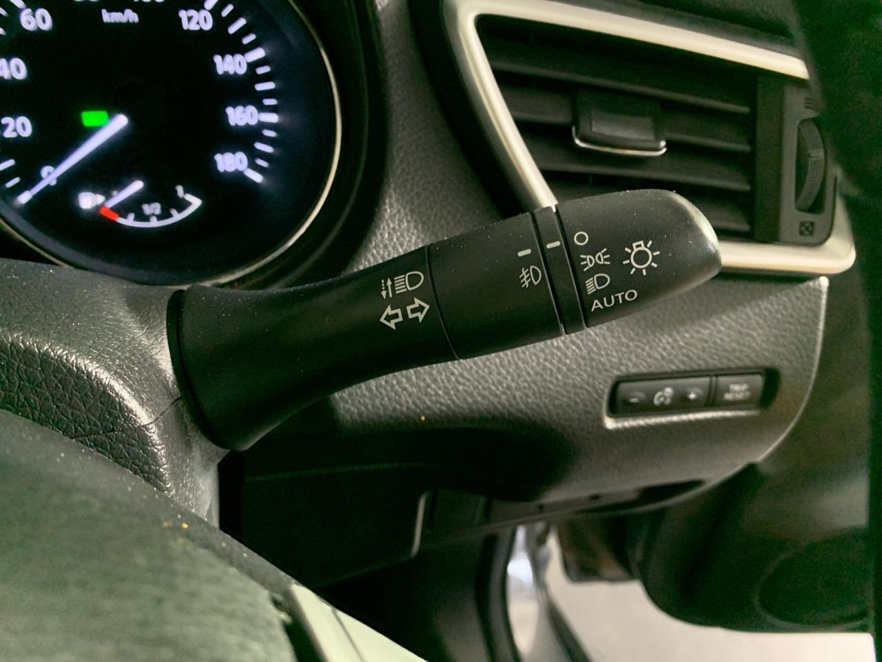 2014 Nissan X-TRAIL 4WD 7 SEATER RV/SUV AWD + HEATED SEATS + CRUISE CONTROL