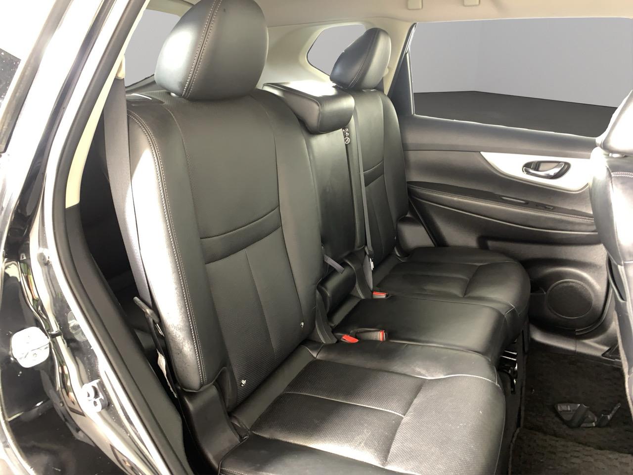 2016 Nissan X-TRAIL 20XT 7 Seater RV/SUV LOW KMS + REVESING CAMERA + PARKING SENSORS 