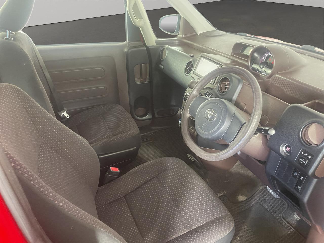 2013 Toyota SPADE 1.5 Y Hatchback ELECTRIC SLIDING DOOR + PUSH BUTTON START