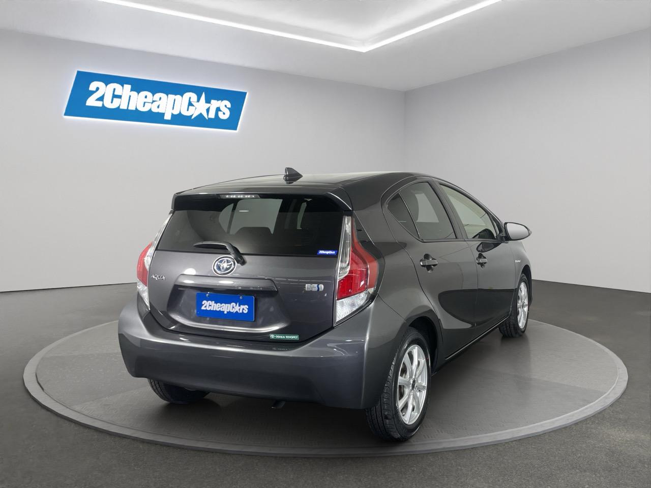 2016 Toyota Aqua Facelift Model S Hatchback REVERSING CAMERA + AUTO LIGHTS + PUSH BUTTON START