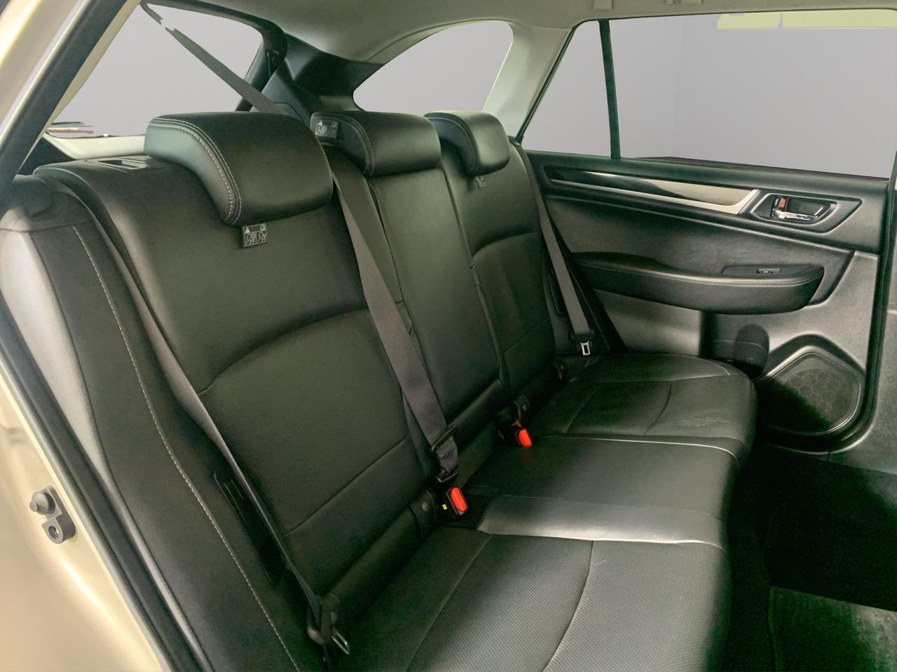 2014 Subaru Outback AWD Eyesight New Shape RV/SUV AWD + HEATED SEATS + CRUISE CONTROL