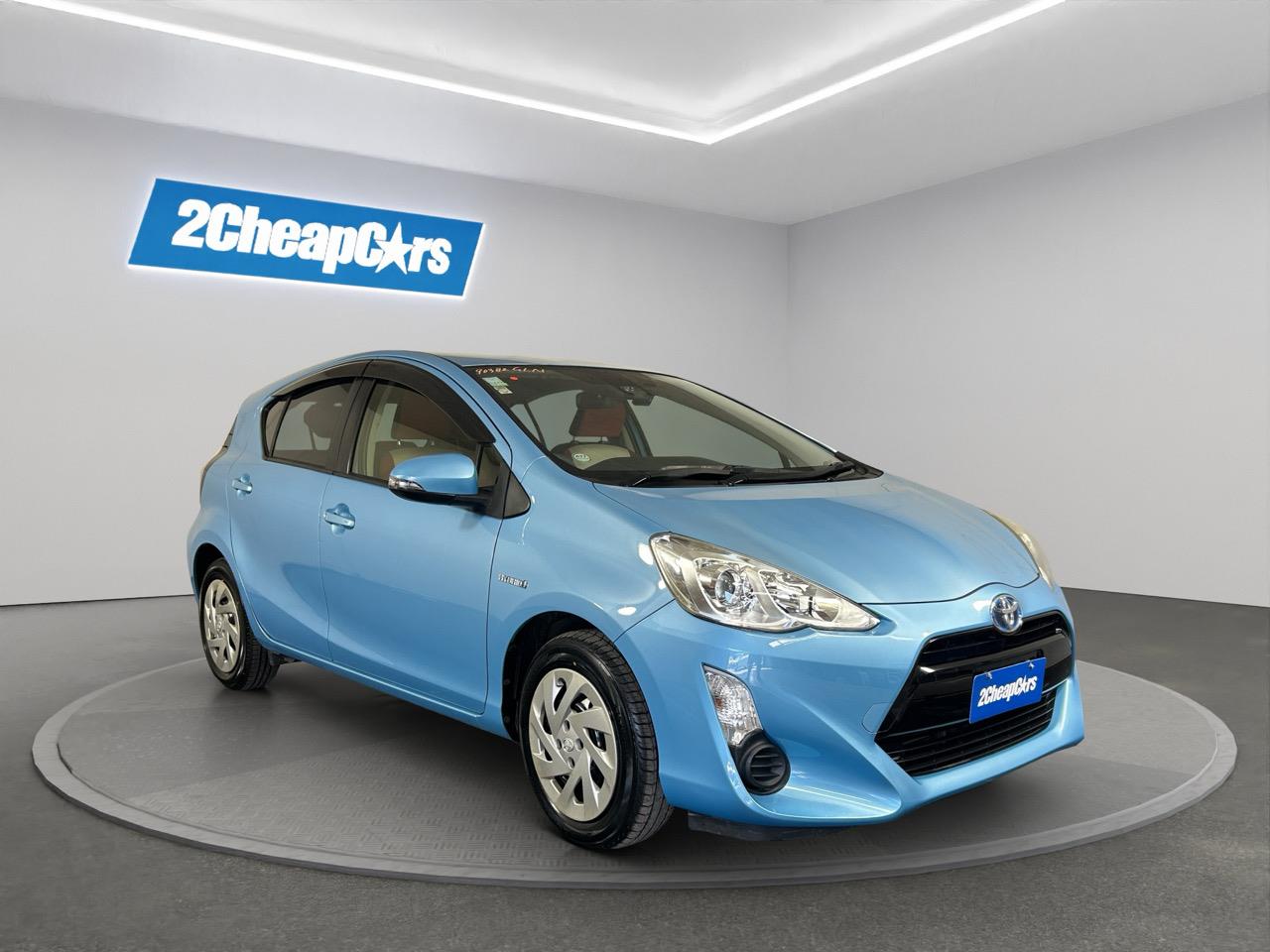 2017 Toyota Aqua Facelift Model S Hatchback REVERSING CAMERA + AUTO LIGHTS + PUSH BUTTON START